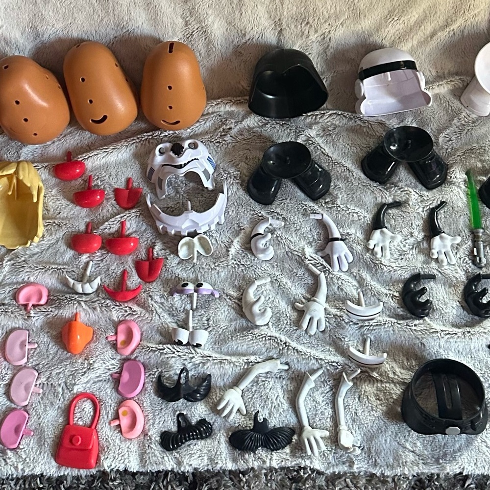 Large Lot (70) Of Mr & Mrs Potato Head And Star Wars Pieces